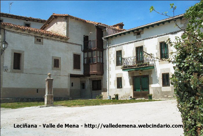 Plaza en Leciñana, valle de Mena